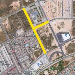 Mapa aéreo de Gran Alacant con rutas resaltadas. Se aprecian calles, edificios residenciales y comercios como Gabe Market y ALDI, indicando la zona del mercadillo.