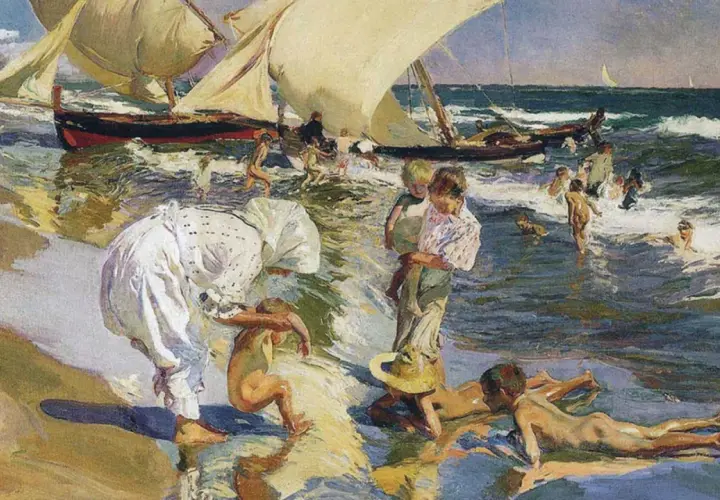 Escena playera de "Paseo a orillas del mar" de Sorolla, obra maestra del **museo Sorolla Valencia**. Niños juegan en el agua y la arena, con barcas al fondo.