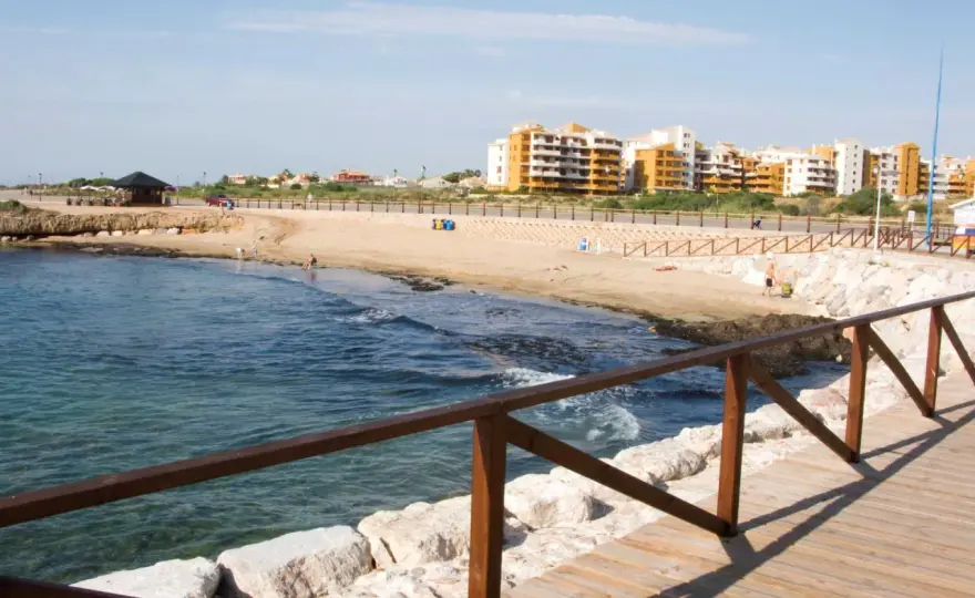 Cala Piteras Torrevieja - ¿Tu rincón ideal para snorkel y relax?