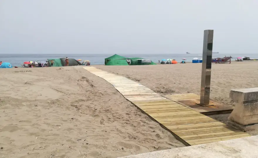 Playas con duchas en Alicante - Guía definitiva