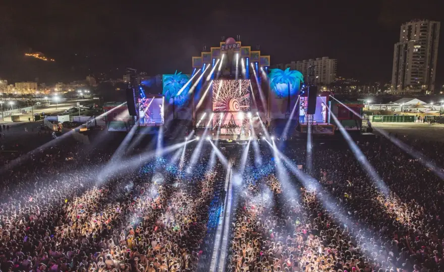 Zevra Festival en Cullera - ¿Merece la pena? Guía completa