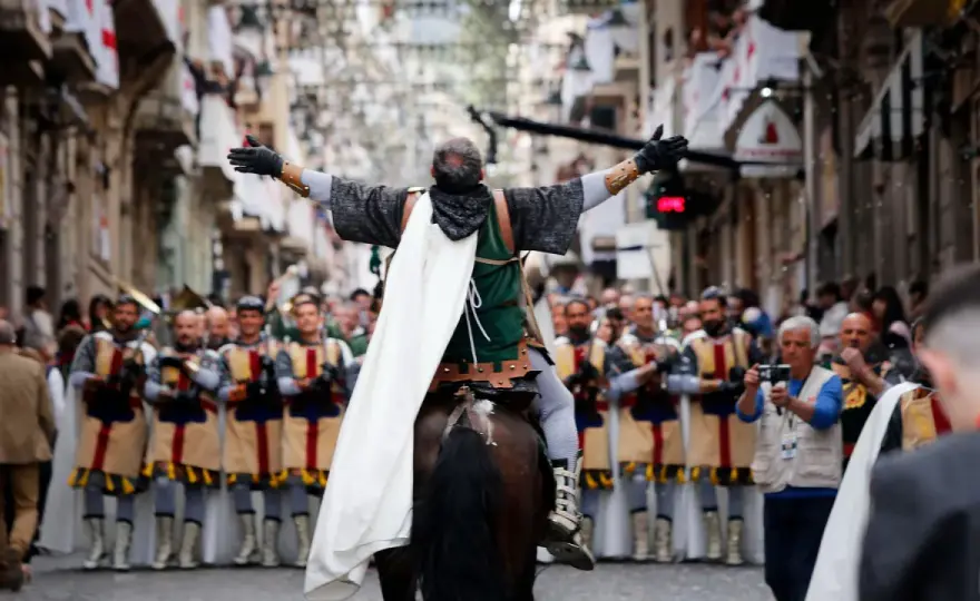 Moros y Cristianos: guía para entender y vivir la fiesta