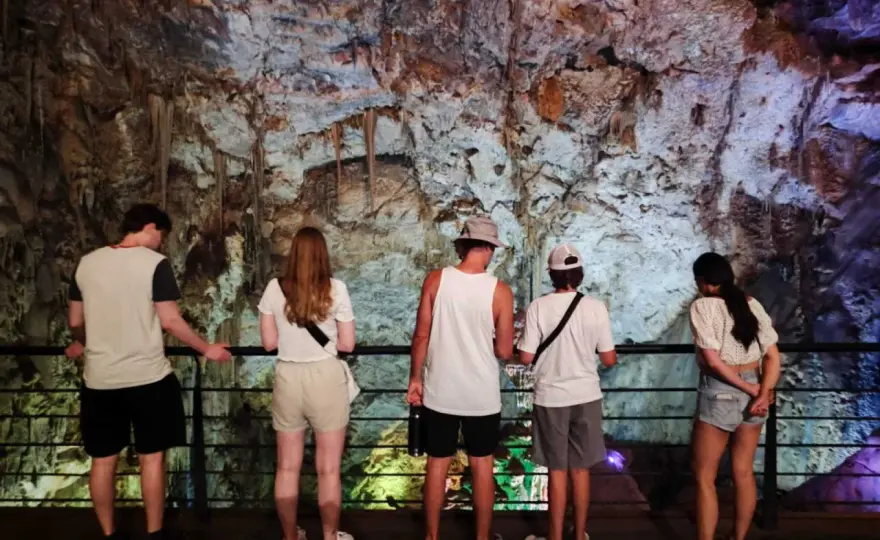 Cuevas del Canelobre - Visita, rutas y Busot: ¿cómo aprovechar el día?