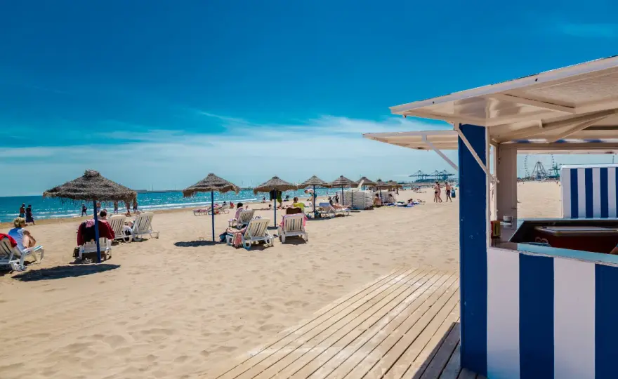 Strand Valencia - ¿Cuál elegir para tu plan?