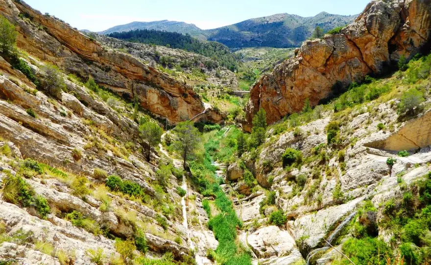 Pantano de Tibi - Ruta histórica y natural en Alicante