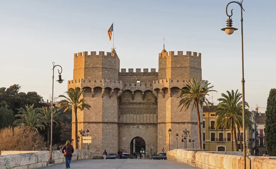 Torres de Serranos - Puerta medieval que explica València