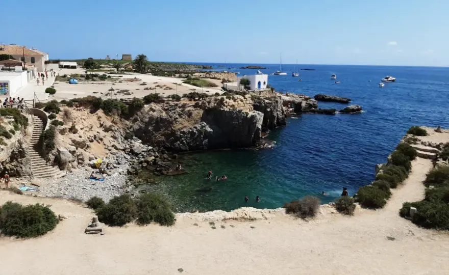 Tabarca: playas, calas y reserva marina - Guía completa