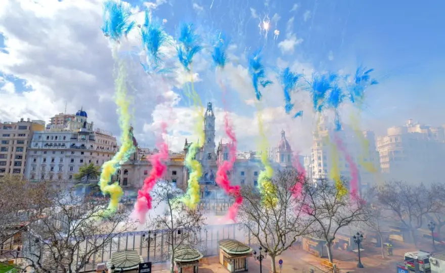 ¿A qué hora es la mascletà en València? Guía para verla