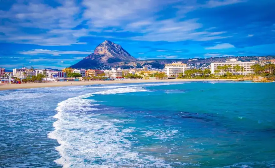 Playa del Arenal Jávea - ¿Merece la pena? Guía completa