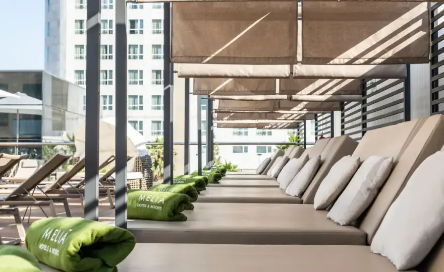 Meliá Valencia, ¿es el hotel adecuado para tu viaje?