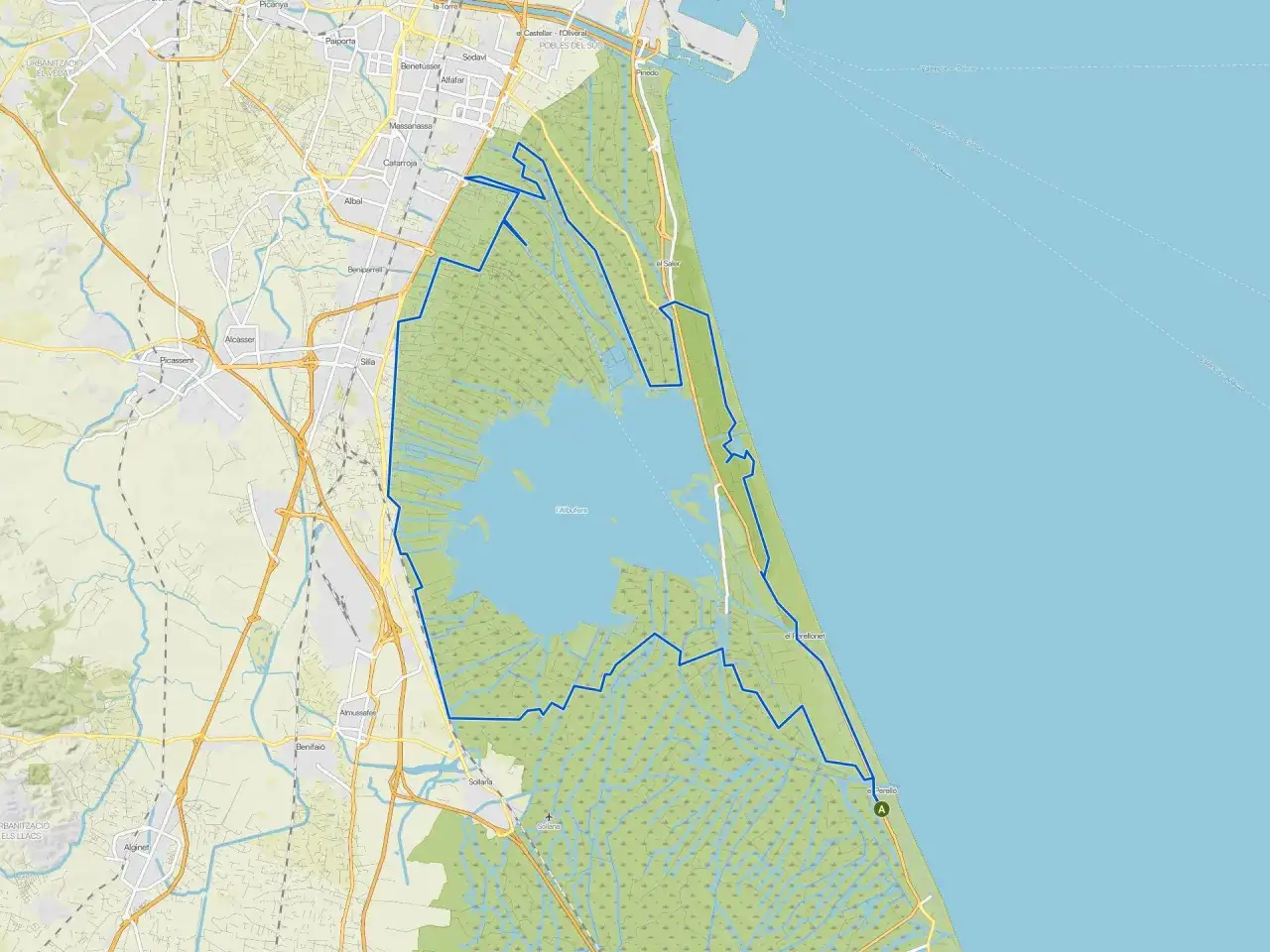 Mapa de la ruta del carril bici valencia, bordeando l'Albufera y atravesando pueblos como Sollana y El Saler.